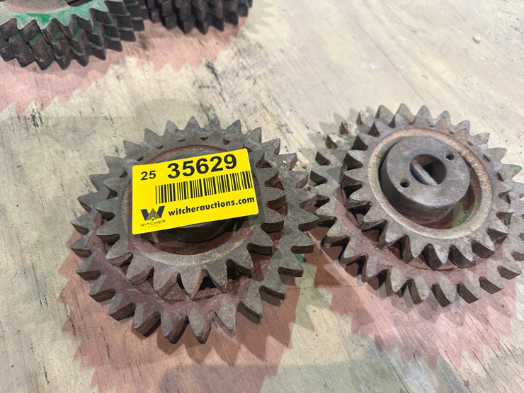#35629-•-john-deere-455-grain-drill-high-speed-gears-image-1