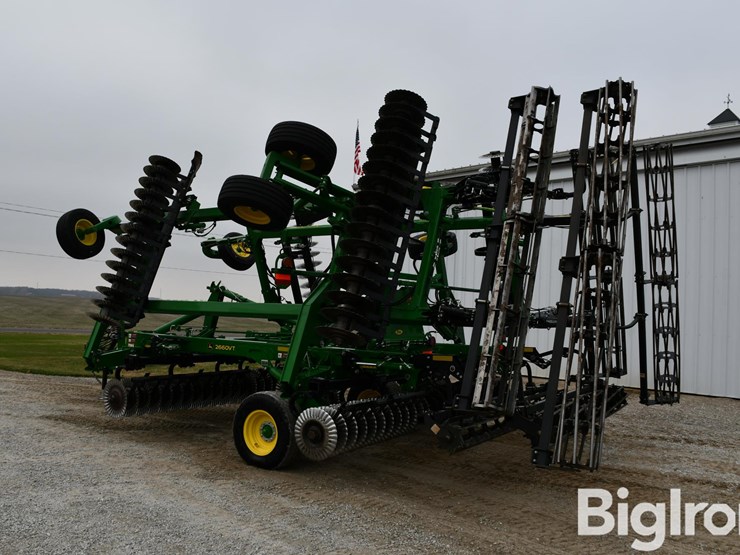 2020-john-deere-2660vt-image-7