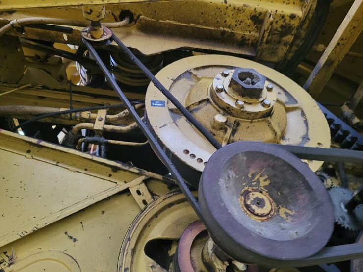 new-holland-tr88-image-42