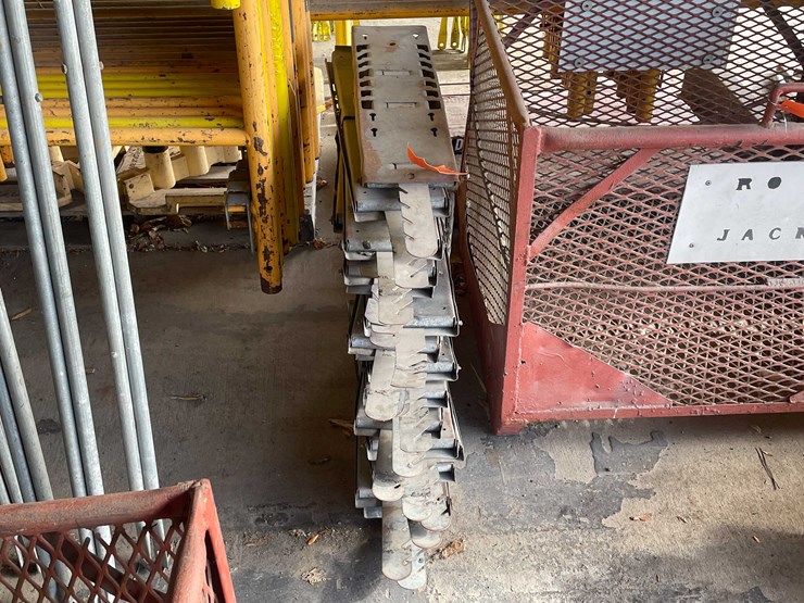 #2796-•-roof-jacks-image-1