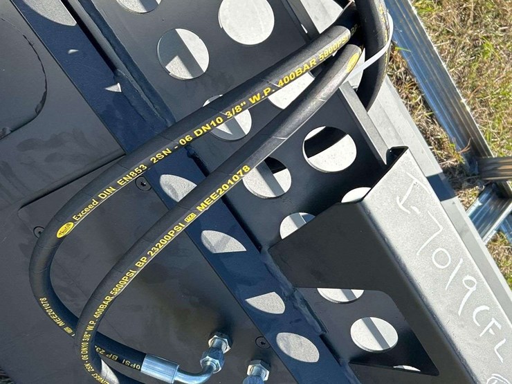 2025-pabreak-80in.-hydraulic-dual-cylinder-4-in-1-bucket-skid-steer-attachment-image-5