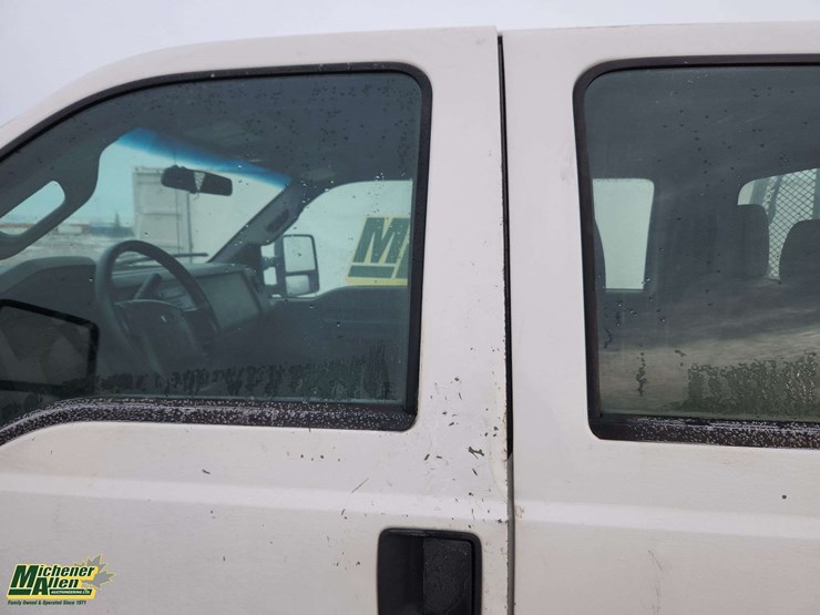 2013-ford-f350-image-35