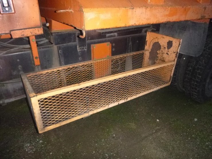 1999-international-4900-image-18