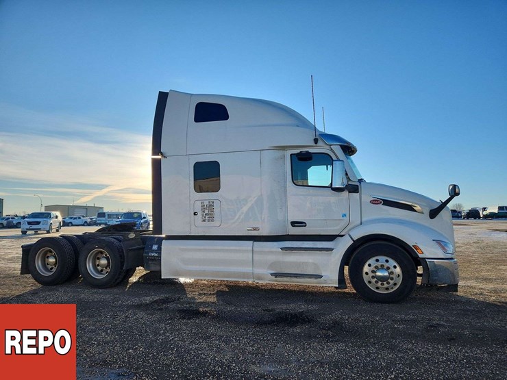 2024-peterbilt-579-image-8