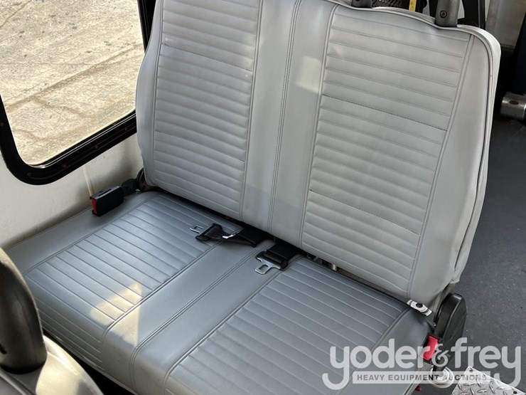 2016-ford-e450-image-36