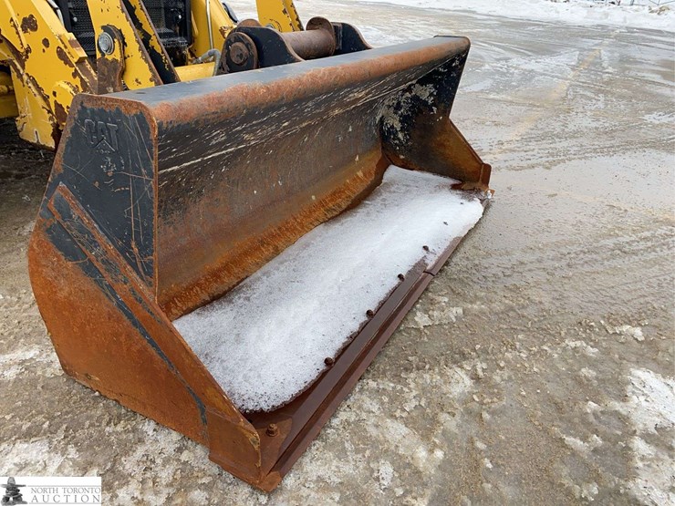 2019-caterpillar-420f2-it-image-10