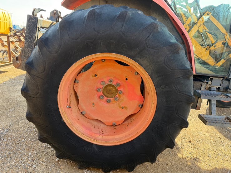 kubota-m8200-image-18