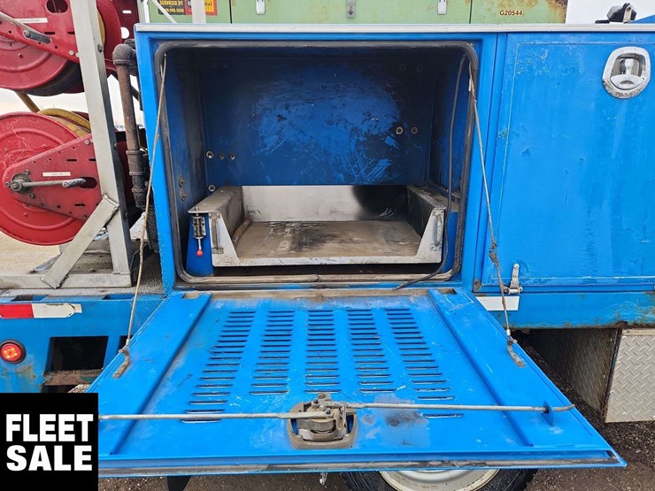 2009-dodge-ram-5500-image-32