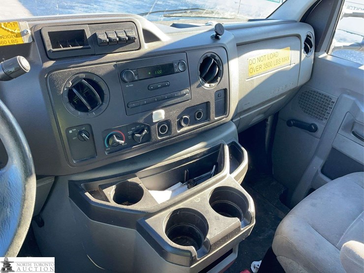 2011-ford-e-series-s/a-cube-van-image-19