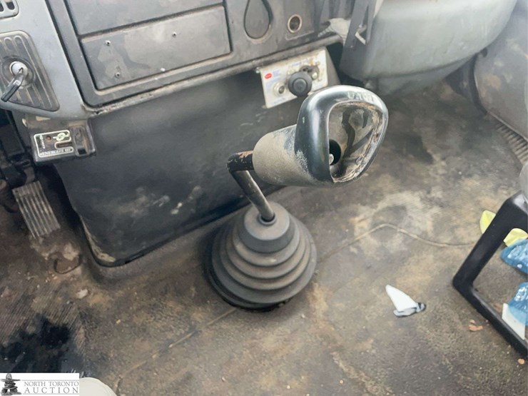 2006-international-durastar-4200-image-22