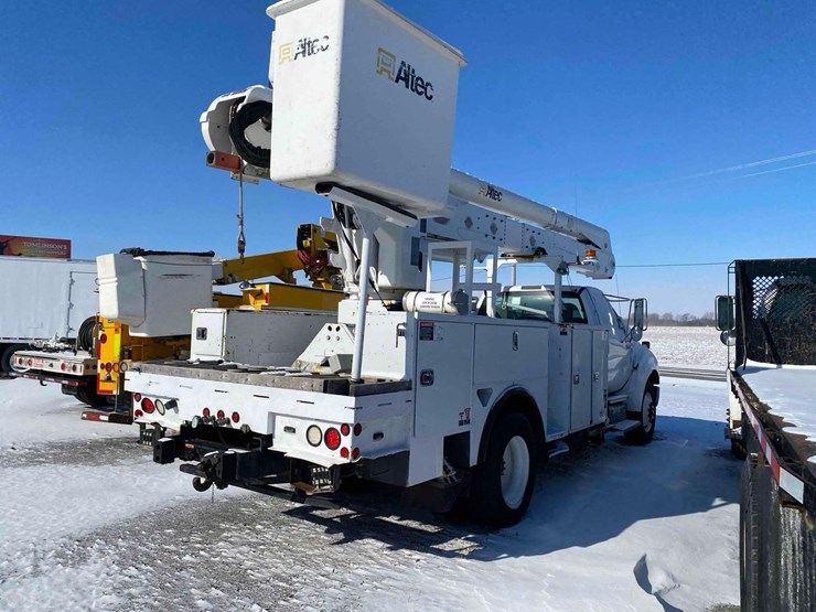 2015-ford-f750-image-2