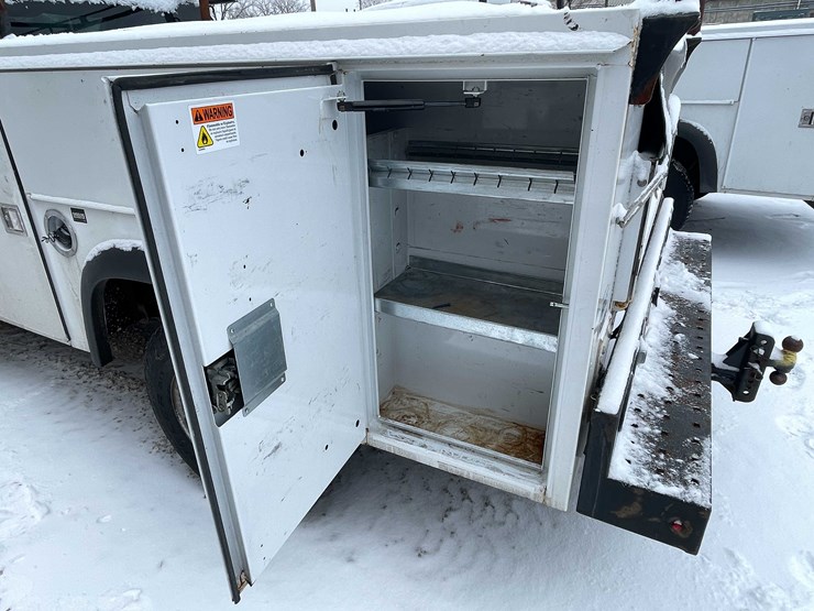 2017-chevrolet-2500-image-60