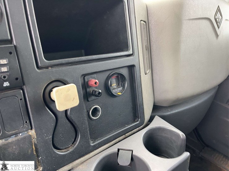 2012-international-4000-image-21