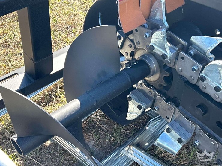 2025-hydraulic-trencher-skid-steer-attachment-image-8