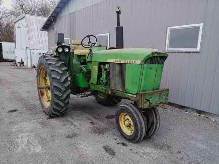 1970-john-deere-3020-image-2