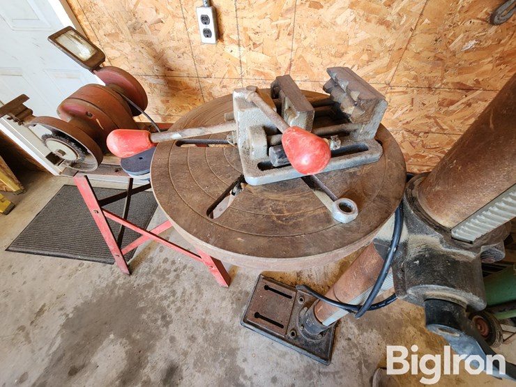 1994-16-speed-floor-drill-press-image-10