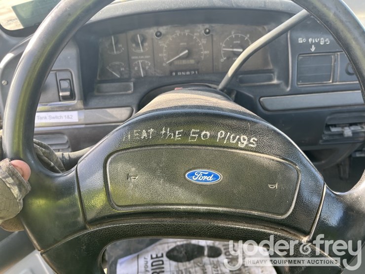 1993-ford-f-super-duty-image-33