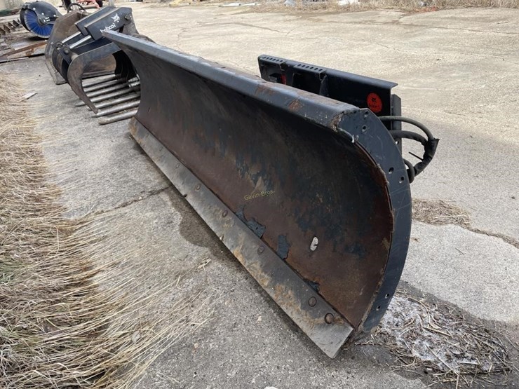 bobcat-universal-attach-8'-blade-image-3