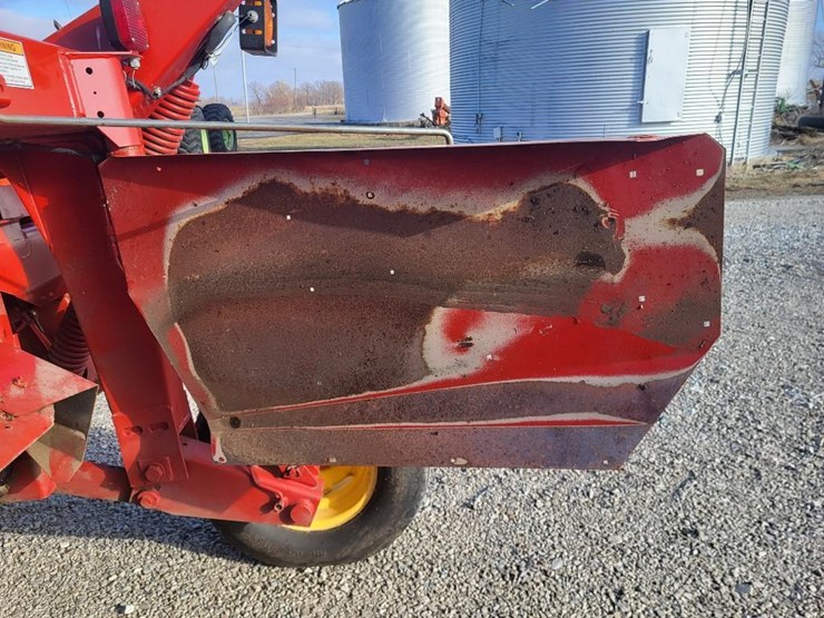 2011-new-holland-h7450-image-31