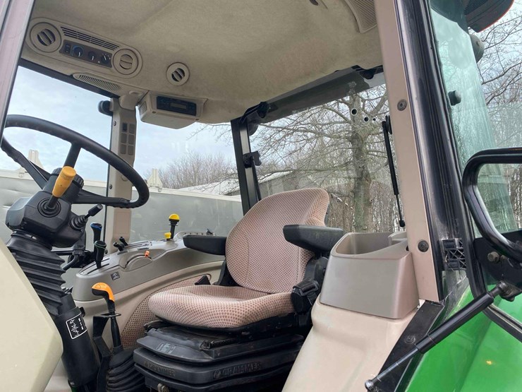 2013-john-deere-5085m-image-41