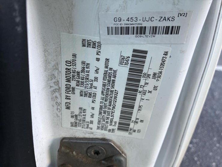 2016-ford-transit-image-13