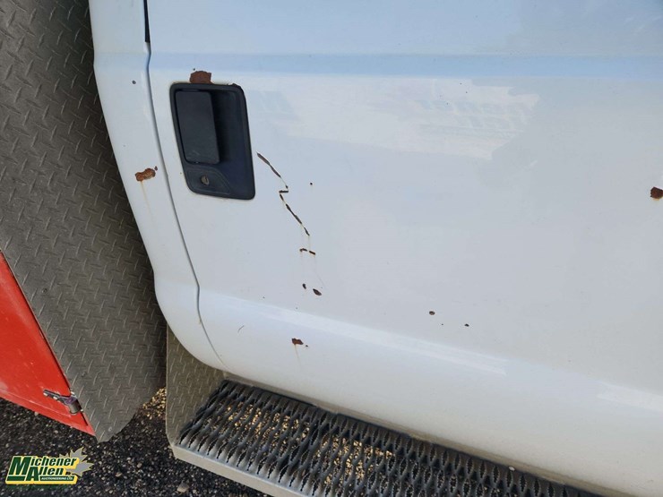 2008-ford-f550-image-36