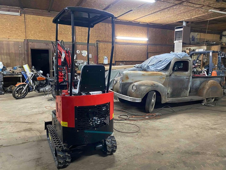 2025-future-ft13-mini-excavator-image-4