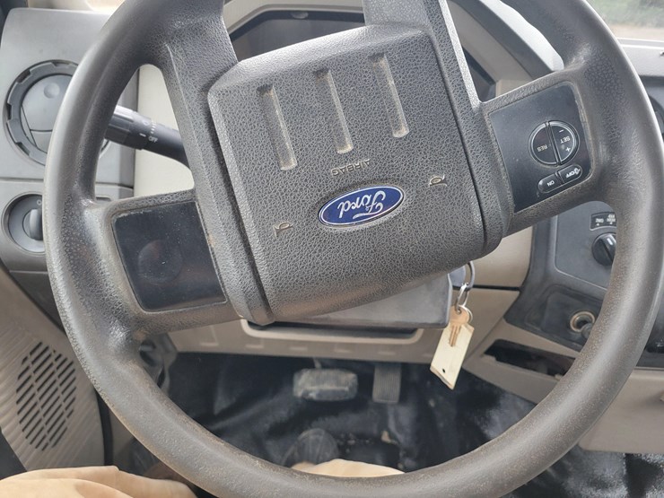 2008-ford-f450-image-26