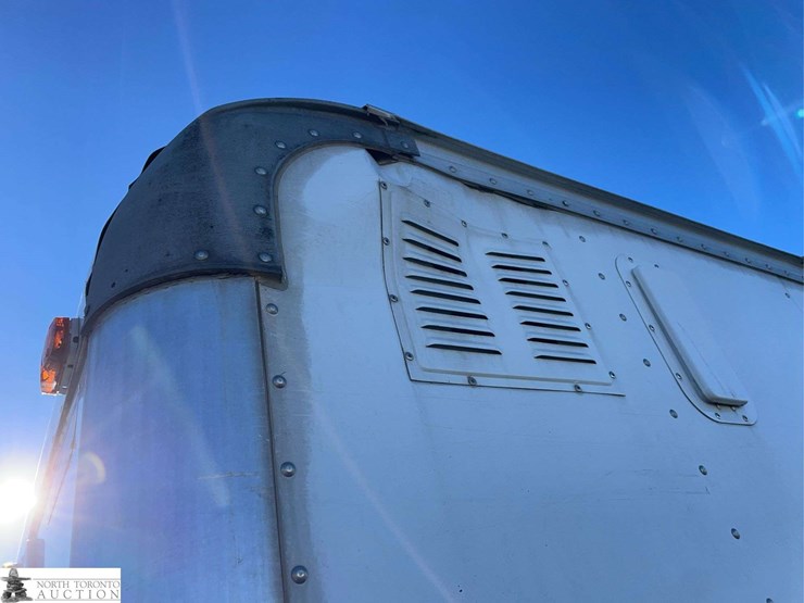 2011-ford-e-series-s/a-cube-van-image-42