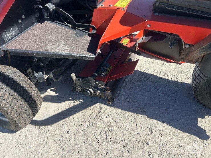 2011-jacobsen-t-700-commercial-reel-mower-image-23