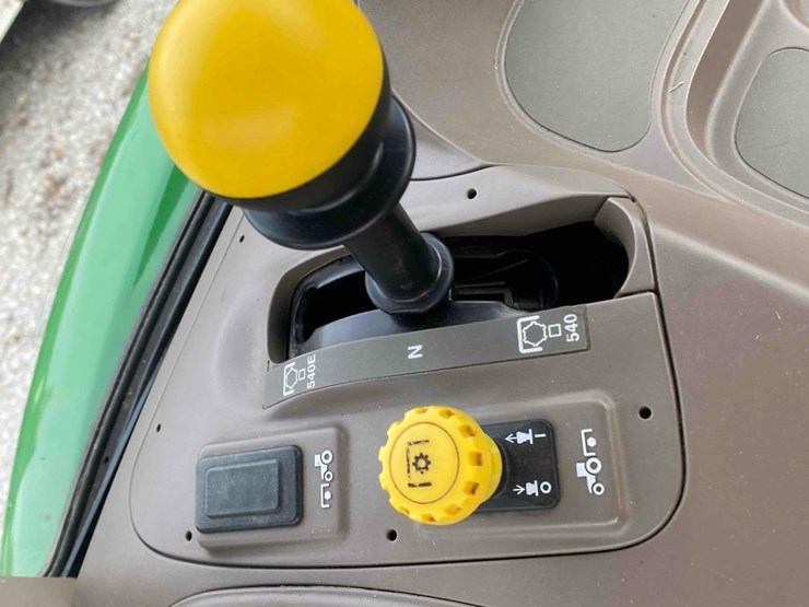 2013-john-deere-5085m-image-49