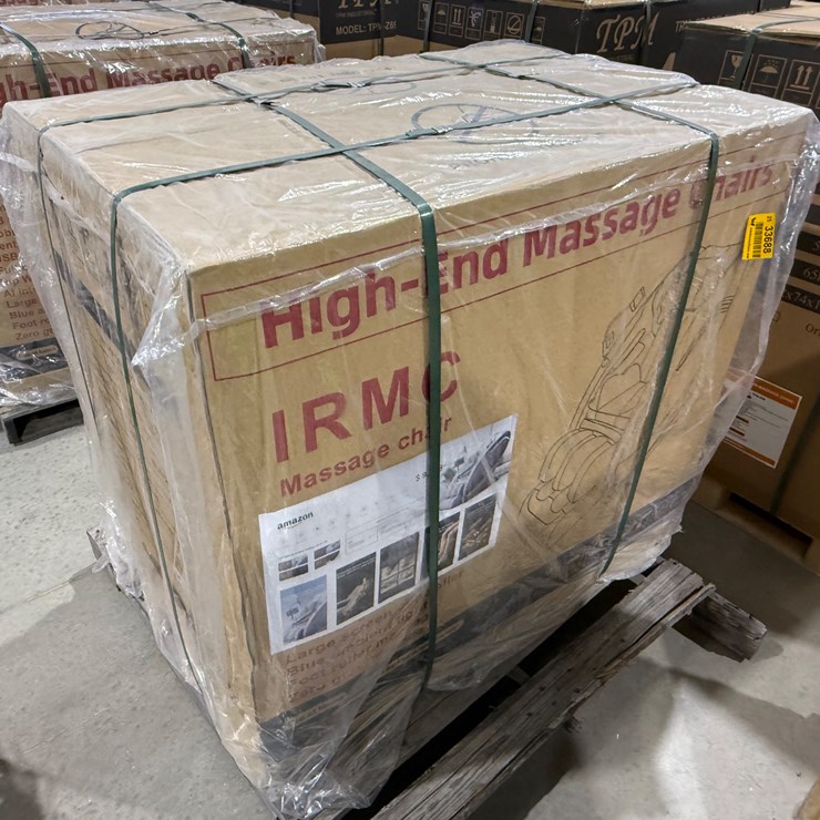 #33688 • Unused High-End Massage Chair