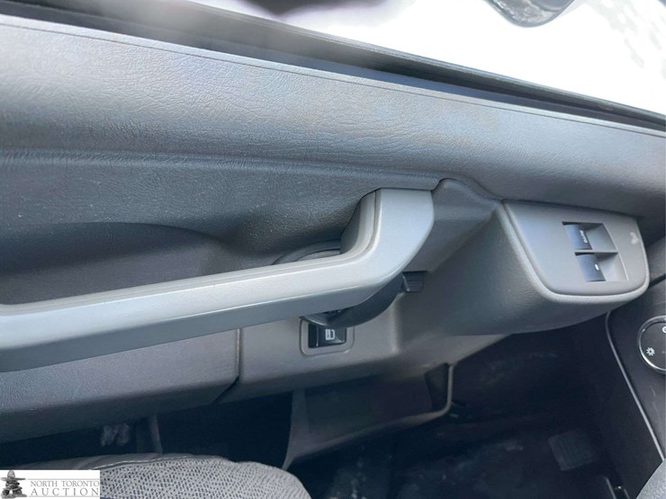 2016-chevrolet-express-s/a-ambulance-image-23