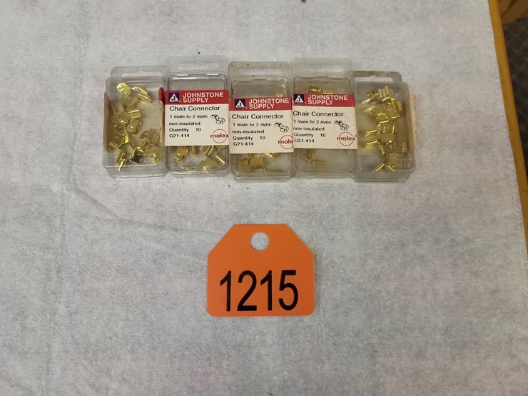 (5)-boxes-chair--1-male-to-2-male-non-insulated-connectors---tag-#1215-image-1