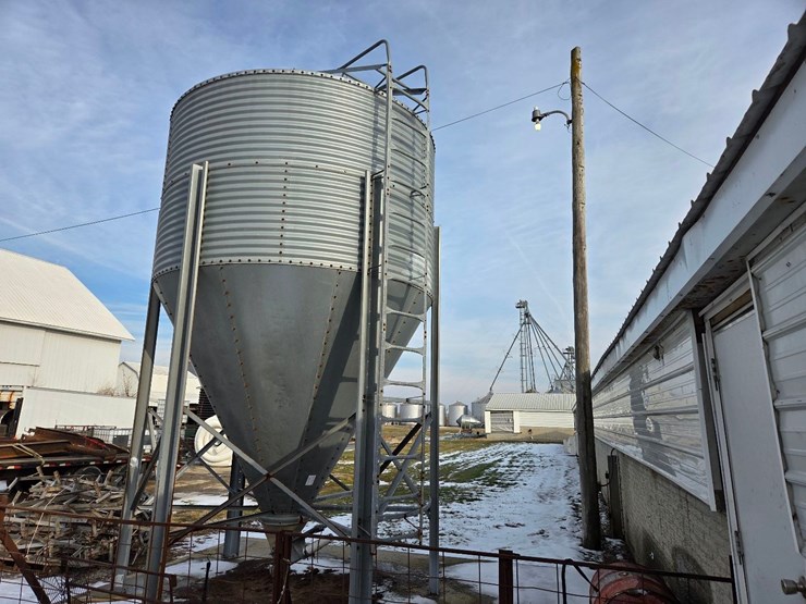 9-ton-ap-feed-bin-image-9