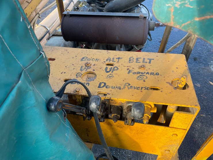 #2251-•-portable-conveyer-lift-image-19