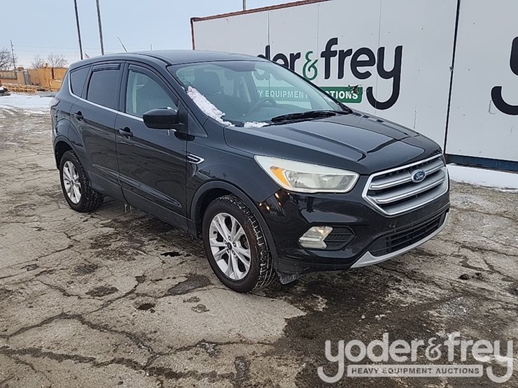 2017-ford-escape-image-8