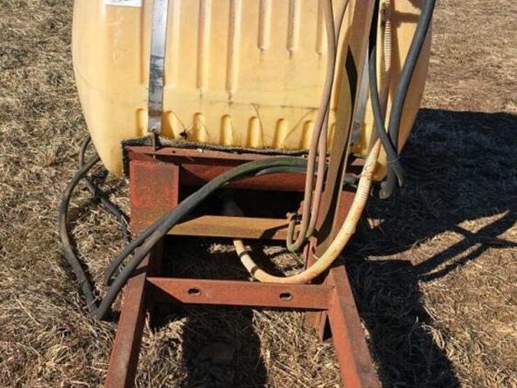 200-gal-front-mount-tank-image-1