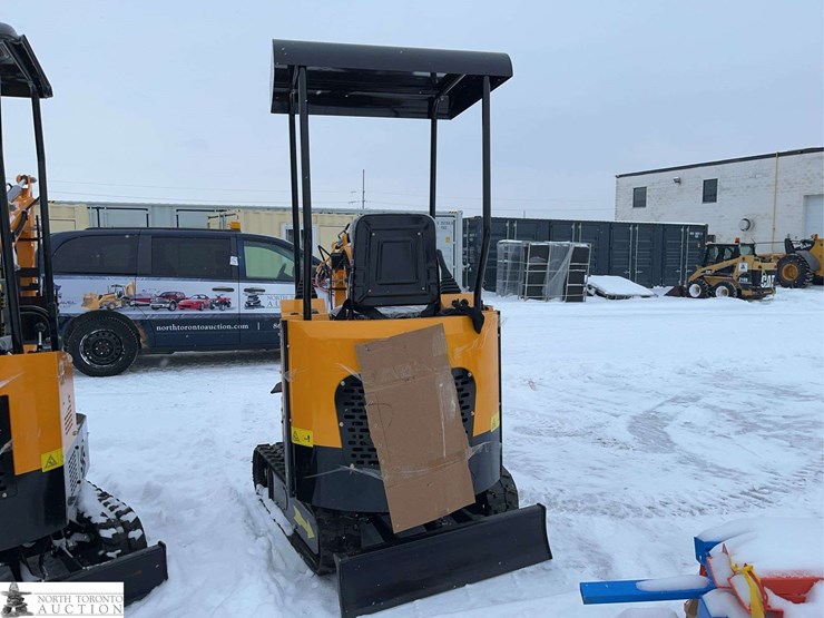 2026-unused-captok-ck15-mini-excavator-image-5