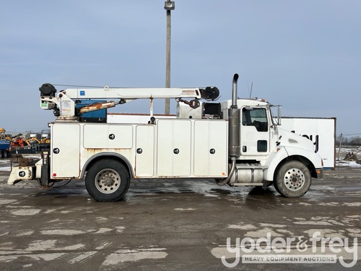 2007-kenworth-t300-image-7