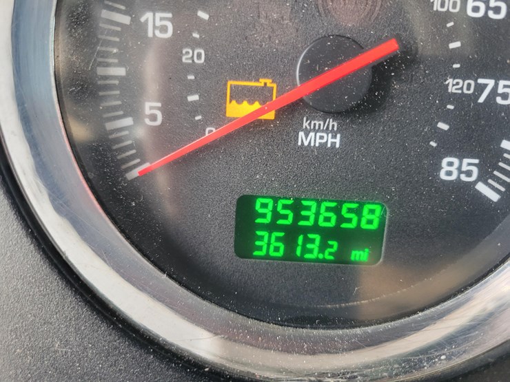 2012-kenworth-w900l-image-48