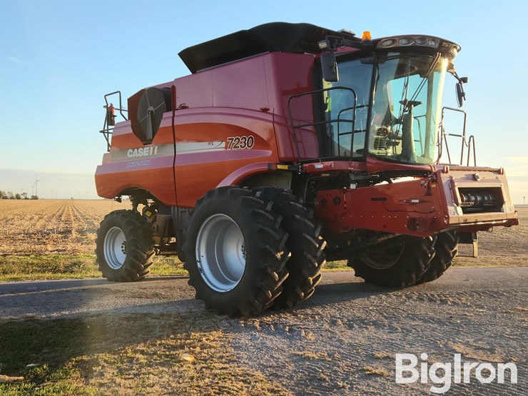 2013-case-ih-7230-image-3