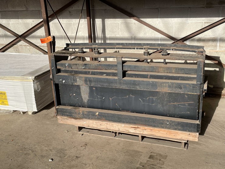 #2790-•-waldon-dumping-forklift-bucket-image-2