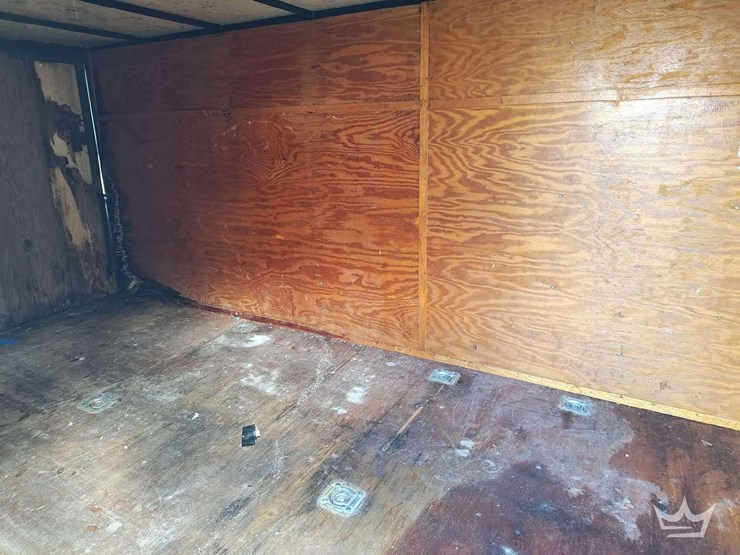 2002-custom-trailer-image-19