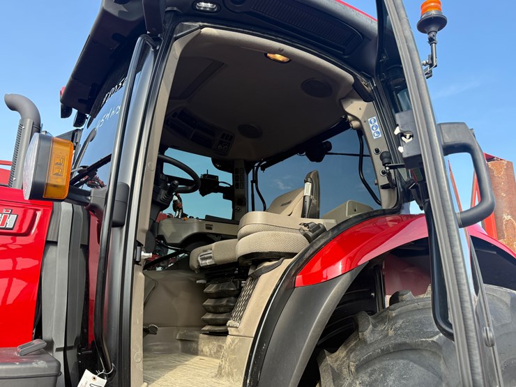 case-ih-145-image-38