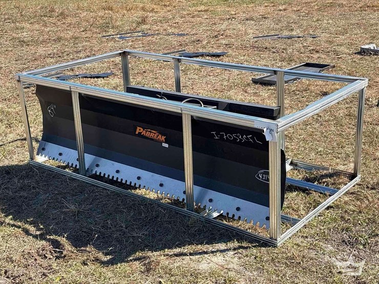 2025-pabreak-6-way-84in.-serrated-hydraulic-dozer-blade-skid-steer-attachment-image-1