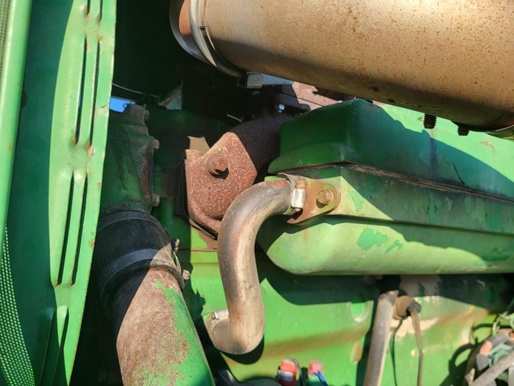 john-deere-7520-image-21