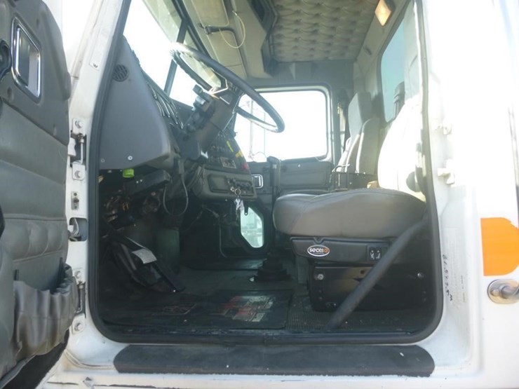 2008-western-star-4900-image-14