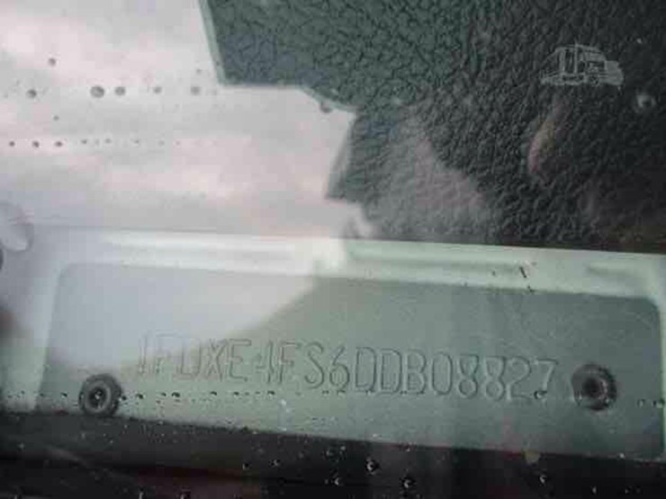 2013-ford-e450-image-22