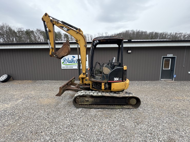 caterpillar-304cr-image-1